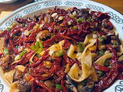 丝路经典大盘鸡-清真·双公羊·馕坑烤全羊(奥体店)