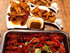 -嗨辣小聚·盘锦河蟹·海鲜烧烤龙虾(盘锦十年好店)