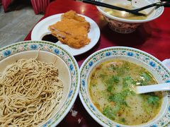 -金杨拉面王小吃面馆·牛三宝面·红烧牛肉粉