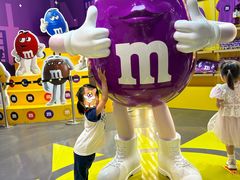 -m豆巧克力世界(上海世茂广场店)