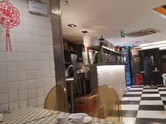 大堂-新大咀港式茶餐厅(宝山万达店)
