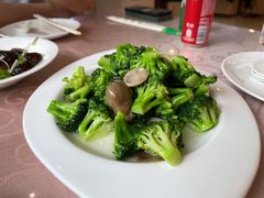 草菇西兰花-烤肉宛饭庄(南礼士路店)