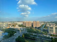 -上海虹桥西郊假日酒店