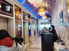 -荣誉国际酒店-云顶旋转餐厅