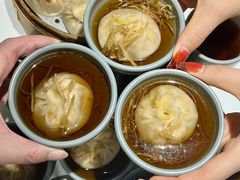 -馋三尺蟹粉小笼(人民广场店)