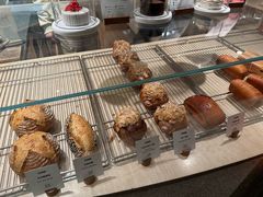 -VERIE BAKEHOUSE