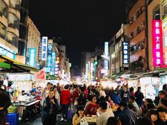 -六合夜市