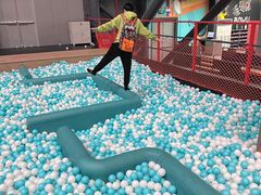 -极限PLAY运动娱乐新世界·团建派对潮玩休闲馆·室内蹦极高空游乐园