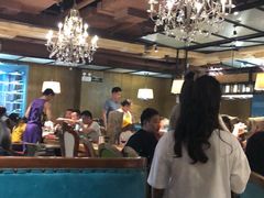 大堂-领鲜活海鲜榴莲自助火锅(东门店)