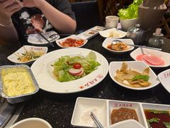-木槿花韩式炭烤·熟成肉工坊(孙文东路店)