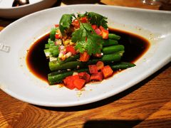 番茄酸辣秋葵-云海肴·汽锅鸡·云南菜(美罗城店)