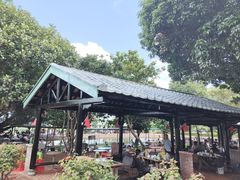 -侯臣咖啡文化村