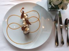 upload_pic-AZUR聚(香格里拉饭店)