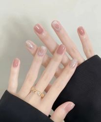 -悦指间美甲美睫