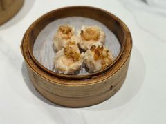 喜势首创蟹黄鲜虾烧卖-喜势点·糖沙翁手工茶点·本地人茶居(永庆坊店)