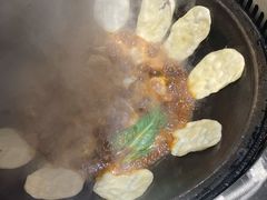 地锅鸡-地锅公社·现炒地锅鸡·地锅鱼·夜宵(罗锦路店)