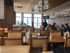 大堂-LENBACH兰巴赫西餐啤酒坊(大连星海广场店)
