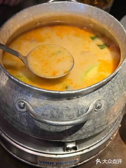 大头虾越式风味餐厅(光明广场店)冬阴功图片