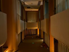 -涨巢·潮玩水疗局