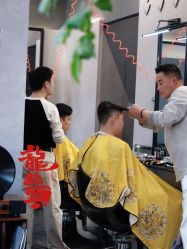 -老肖男士理发店