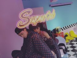 -变画·发型STUDIO
