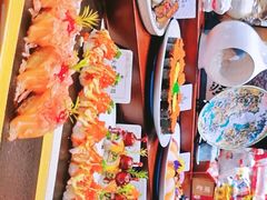 -雍容荟帝王蟹活龙虾展台自助(IFS黑金店)