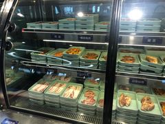 面包甜点陈列柜-蚝英雄鲜蚝自助专门店(长楹天街直营店)