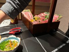 -山川小町·极番烧肉(新地假日广场店)