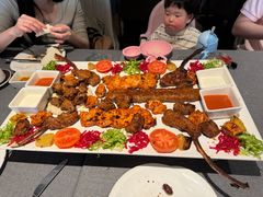 苏丹烤肉拼盘配三文鱼-Efes Turkish & Mediterranean Cuisine 艾菲斯餐厅(陆家嘴店)