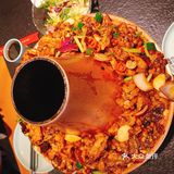 美食天下，干锅牛蛙[调皮]