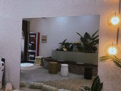 -浮漫咖啡(镜湖万达广场店)