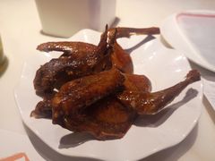 脆皮陈皮乳鸽-粤小馆(天安云谷店)