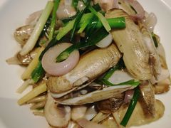姜葱炒蛏子-汤城小厨•粤菜•靓汤(金宝街店)