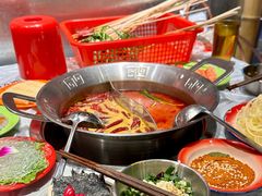 -大芊金重庆串串火锅(南京路店)