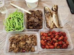 -蓝精灵饺子店