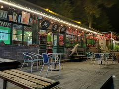 -百里峡七彩艺术小镇