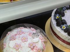 -花花卷卷·鲜食蛋糕(静安久光百货店)