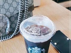 -星巴克臻选(济南万达店)