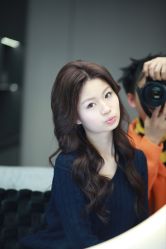 点击看大图 -YESIDO椰岛造型烫发染发