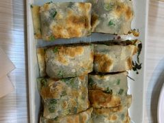 葱饼卷牛肉-台北楚楚园馅饼粥(虹桥南丰城店)