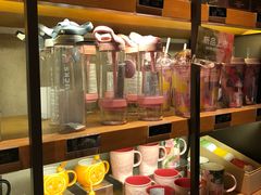 零售区-星巴克臻选(周浦万达店)