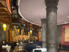 -八府香鸭·啫啫煲(华山路店)