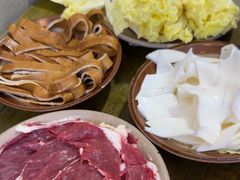 -黄潇洒老火锅(九眼桥宏济巷店)