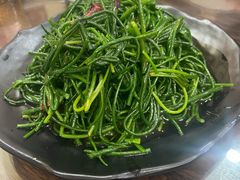 凉拌沙葱-壹阁胡羊焖饼(特色小吃街店)