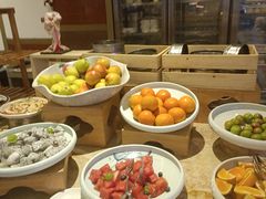 -大中华希尔顿酒店-念自助餐·嗨啤·小龙虾