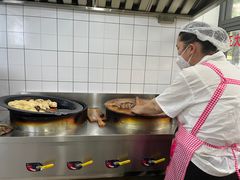 -黄阿姨锅贴大王(万航渡路店)