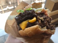 双层培根厚牛堡-麦当劳(总统大酒店店)