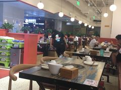 大堂-鸡遇虾煲干锅火锅(小寨金莎店)