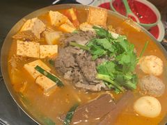 招牌臭臭锅-8锅臭臭锅·正宗台湾小火锅(中心五路店)