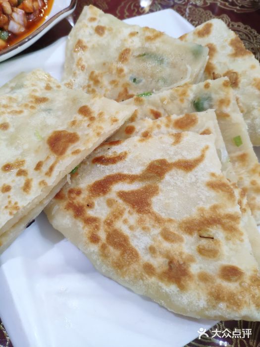 玛拉沁艾力手把肉蒙餐图片